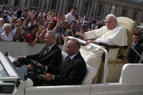 PapstJPII20040922.jpg