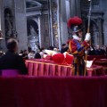 Paulus_VI_body_showing_inside_the_Vatican_1