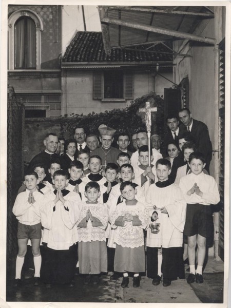 Visita_pastorale_a_San_Fruttuoso_del_Cardinale_Montini_nel_1960.jpg